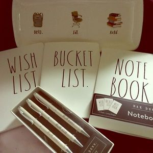 RAEDUNN READERS BUNDLE FOR MOM!        5 PIECES